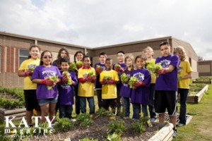 morton-ranch-elementary-students-harvest-katy-magazine